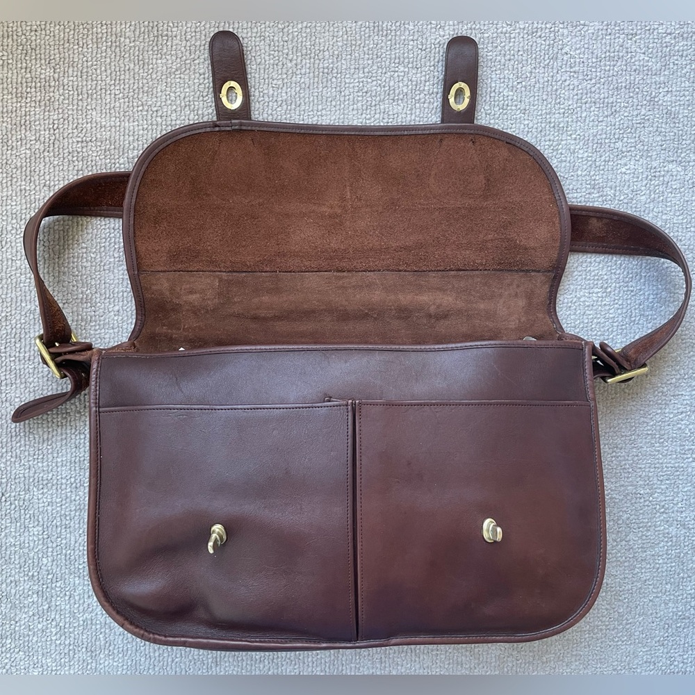 Vintage 80s Coach Musette Bag, Mocha - Picture 9 of 16